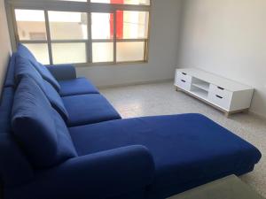 A seating area at TABLERO 302, MAGNIFICO Apto 6 pax cerca PLAYA INGLES