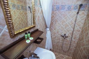 A bathroom at Eudora Full Guest House