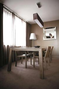 Radisson Blu Royal Hotel Dublin電視和／或娛樂中心