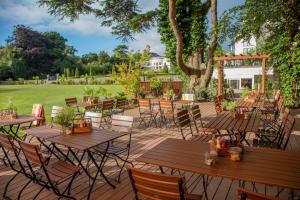 Gallery image of Radisson Blu St. Helen's Hotel in Stillorgan