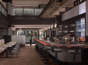 Radisson Blu Hotel, Leeds City Centre酒廊或酒吧区