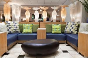 DoubleTree by Hilton Corpus Christi Beachfront的休息区