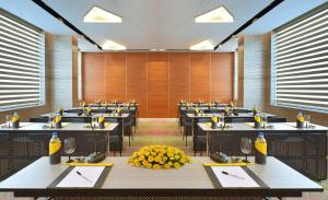 Konferenční prostory v ubytování Radisson Bengaluru City Center + 37 fotografií