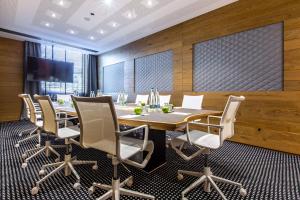 Бізнес-центр і / або конференц-зал в Radisson Blu Hotel Reussen, Andermatt