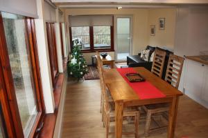 Gallery image of Loch Ness Balcony Apartment in Drumnadrochit