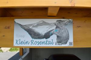 Fotografia z galérie ubytovania Haus Klein Rosental v destinácii Neukirchen am Großvenediger