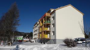 Budova, v ktorej sa apartmán nachádza