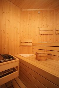 Galeriebild der Unterkunft Wellness Simply Relax - Chopok- privátna vírivka, sauna in Tale
