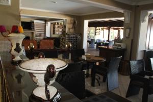 Bella View Art Boutique Hotel的休息区