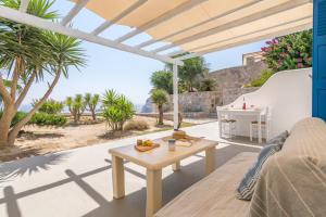 A seating area at Aigeis-milos