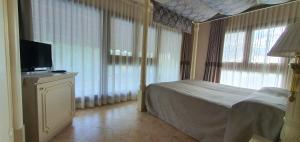 Μια τηλεόραση ή/και κέντρο ψυχαγωγίας στο Hotel Classensis