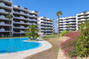 Basen w obiekcie MyFlats Luxury Arenales lub w pobliżu