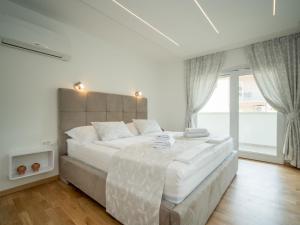 Postel nebo postele na pokoji v ubytování Holiday Home Anđela by Interhome