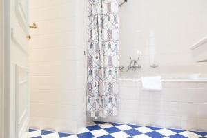 Ein Badezimmer in der Unterkunft Villa Solitude