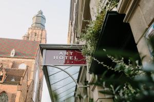 Certifikát, hodnocení, plakát nebo jiný dokument vystavený v ubytování Art Hotel