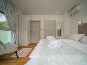 Postel nebo postele na pokoji v ubytování Holiday Home Anđela by Interhome