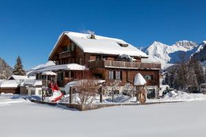 Hotel Des Alpes v zimě