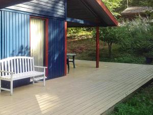 Fotografie z fotogalerie ubytování 5 person holiday home in TJÖRNARP v destinaci Tjörnarp