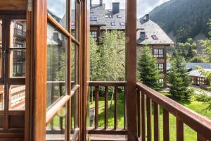 desde el balcón de un hotel con vistas en Bonaigua by Totiaran, en Naut Aran (Alto Arán)