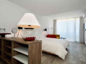 Łóżko lub łóżka w pokoju w obiekcie Luxe Penthouse Casa Atlantica Morro Jable Sea Views By PVL
