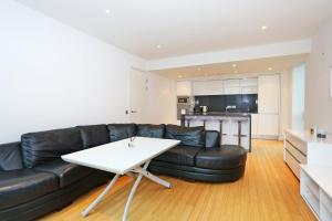 ALTIDO Modern 2bed with free Parking in the iconic Quartermile