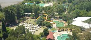 an aerial view of a water park with a pool at Benja & Valen in San Clemente del Tuyú