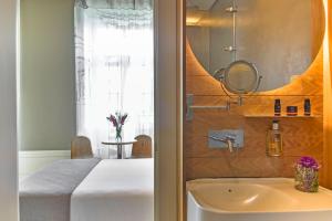 Koupelna v ubytování My Story Hotel Rossio