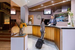 The lobby or reception area at Park Hotel