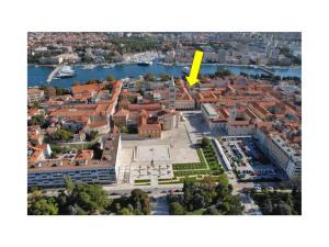 Nespecifikovaný výhled na destinaci Zadar nebo výhled na město při pohledu z apartmánu