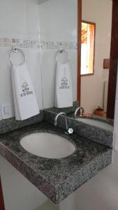 Phòng tắm tại Refúgio Pé da Serra - Chalés
