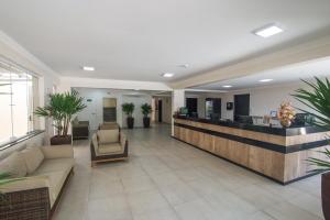 The lobby or reception area at Hotel Guarumar