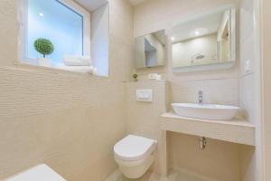 Ванна кімната в Best location Apartments