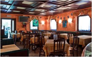 Gallery image of Hotel Pesek in San Dorligo della Valle