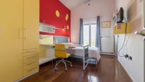 Kuchnia lub aneks kuchenny w obiekcie Luxury villa Nicol with pool and sea view 300m from the beach