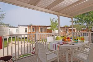 Afbeelding uit fotogalerij van Butterfly Camping Village in Peschiera del Garda