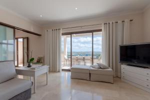 Gallery image of YupiHome Villa Es Sequer in Maria de la Salut