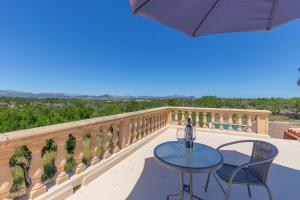 A balcony or terrace at Finca Caseta Son Morro