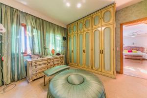 A bed or beds in a room at Villa Tramontana