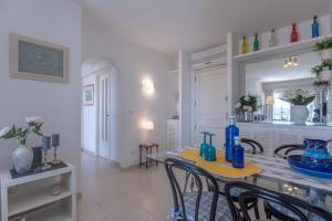 Gallery image of YupiHome Vista Al Mar Apartment in Alcudia