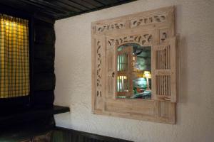 Fotografie z fotogalerie ubytování Dandy Villas Agoriani - Chalet Ivoni - Fireplace v destinaci Eptalofos