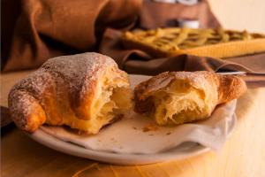 Jedlo v hoteli alebo blízkom okolí