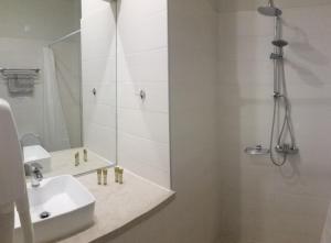 Phòng tắm tại Porto Zorro Beach Hotel