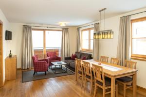 Posedenie v ubytovaní Alphus Appartements