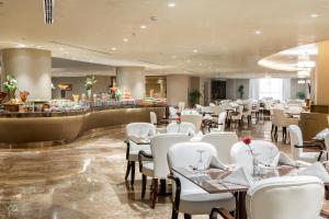 Restaurace v ubytování Millennium Makkah Al Naseem