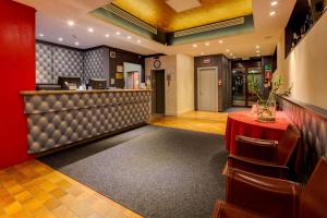 TV a/nebo společenská místnost v ubytování Jet Hotel, Sure Hotel Collection by Best Western