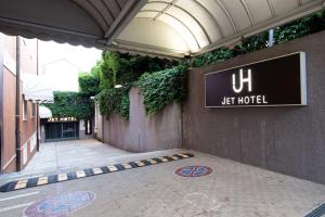 Certifikát, hodnocení, plakát nebo jiný dokument vystavený v ubytování Jet Hotel, Sure Hotel Collection by Best Western