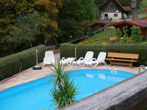 A piscina localizada em Schillingerhof ou nos arredores