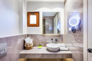 Kupatilo u objektu Hesperides Hotel Pefkochori