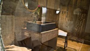 Ένα μπάνιο στο Speicher7 Hotel
