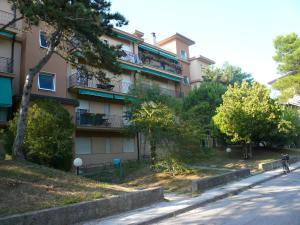 Το κτήριο όπου στεγάζεται  η παραθεριστική κατοικία